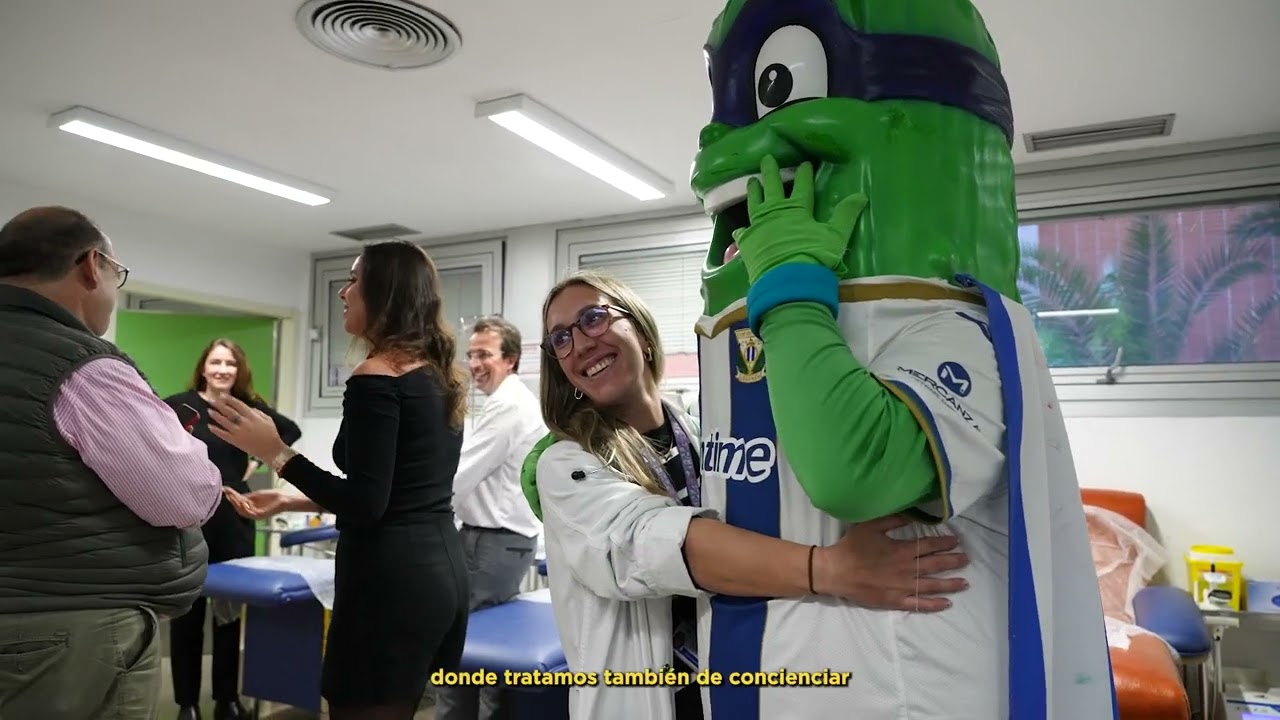 📹🩸 El C.D. Leganés visita el HOSPITAL SEVERO OCHOA para fomentar el MARATÓN de DONACIÓN DE SANGRE