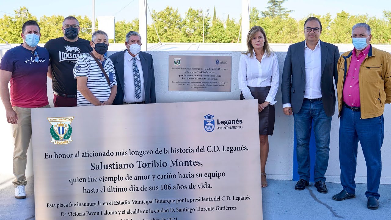 💙 El C.D. Leganés inaugura una placa en Butarque en honor a Salustiano Toribio