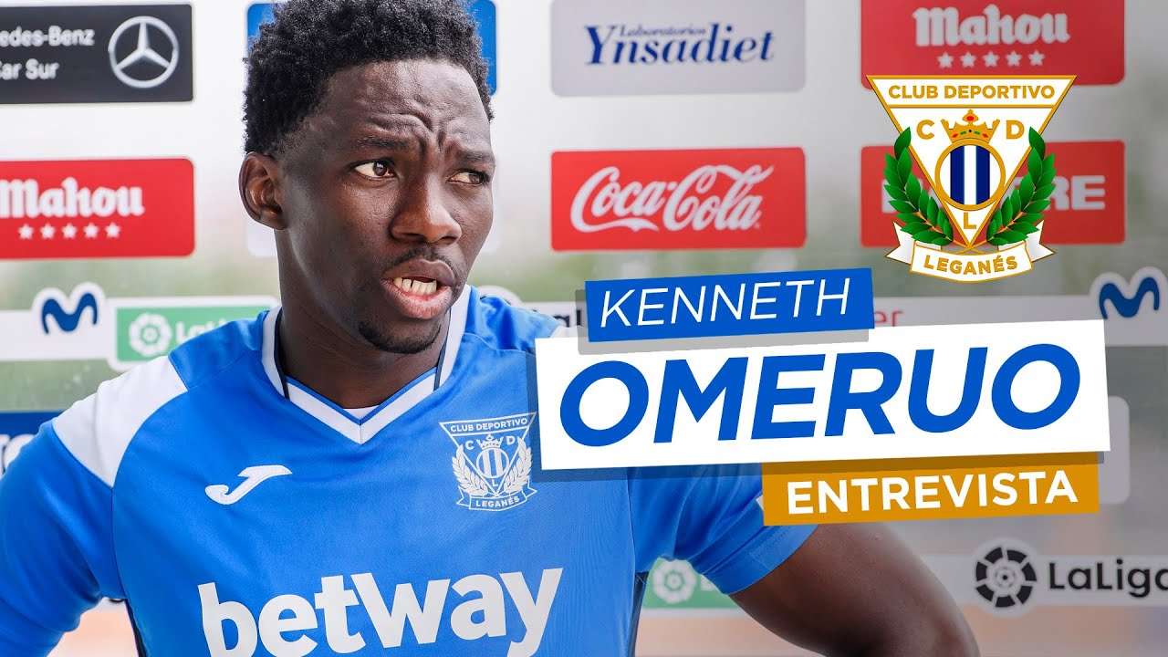 El jugador del C.D. Leganés KENNETH OMERUO responde a los periodistas